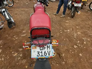 Bajaj Boxer 2023 Red