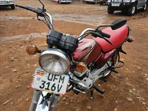 Bajaj Boxer 2023 Red