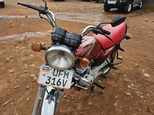 Bajaj Boxer 2023 Red