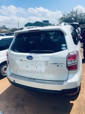 Photo - Subaru Forester 2014 White