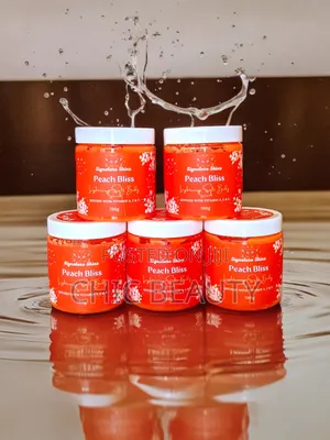 Photo - Peach Bliss Skin Lightening Salt Body Scrub 700g