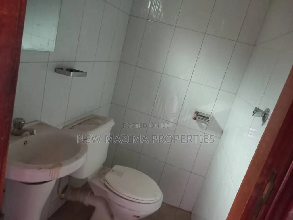 1bdrm House in Nsambya Town, Division A for rent