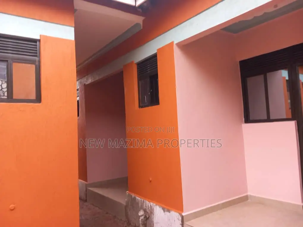 1bdrm House in Nsambya Town, Division A for rent