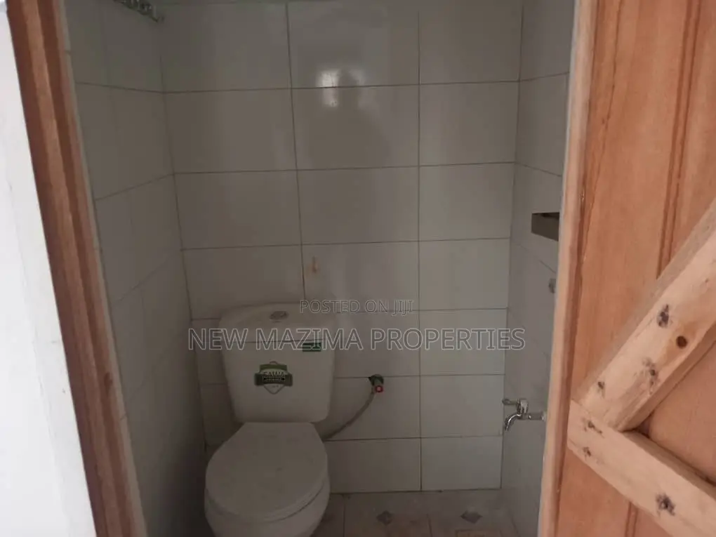 1bdrm House in Nsambya Town, Division A for rent