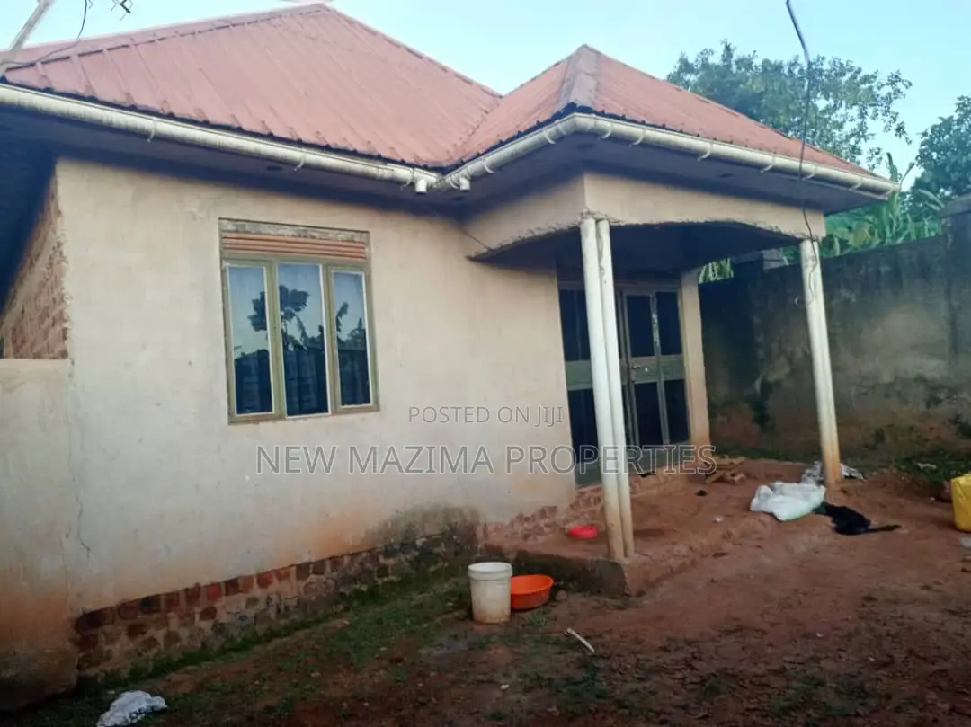 3bdrm House in Nansana Bujjuko Town, Division A for sale