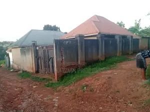 3bdrm House in Nansana Bujjuko Town, Division A for sale
