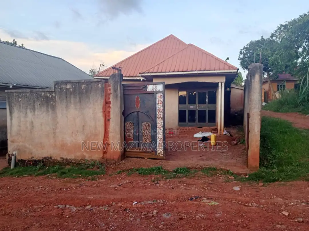 3bdrm House in Nansana Bujjuko Town, Division A for sale