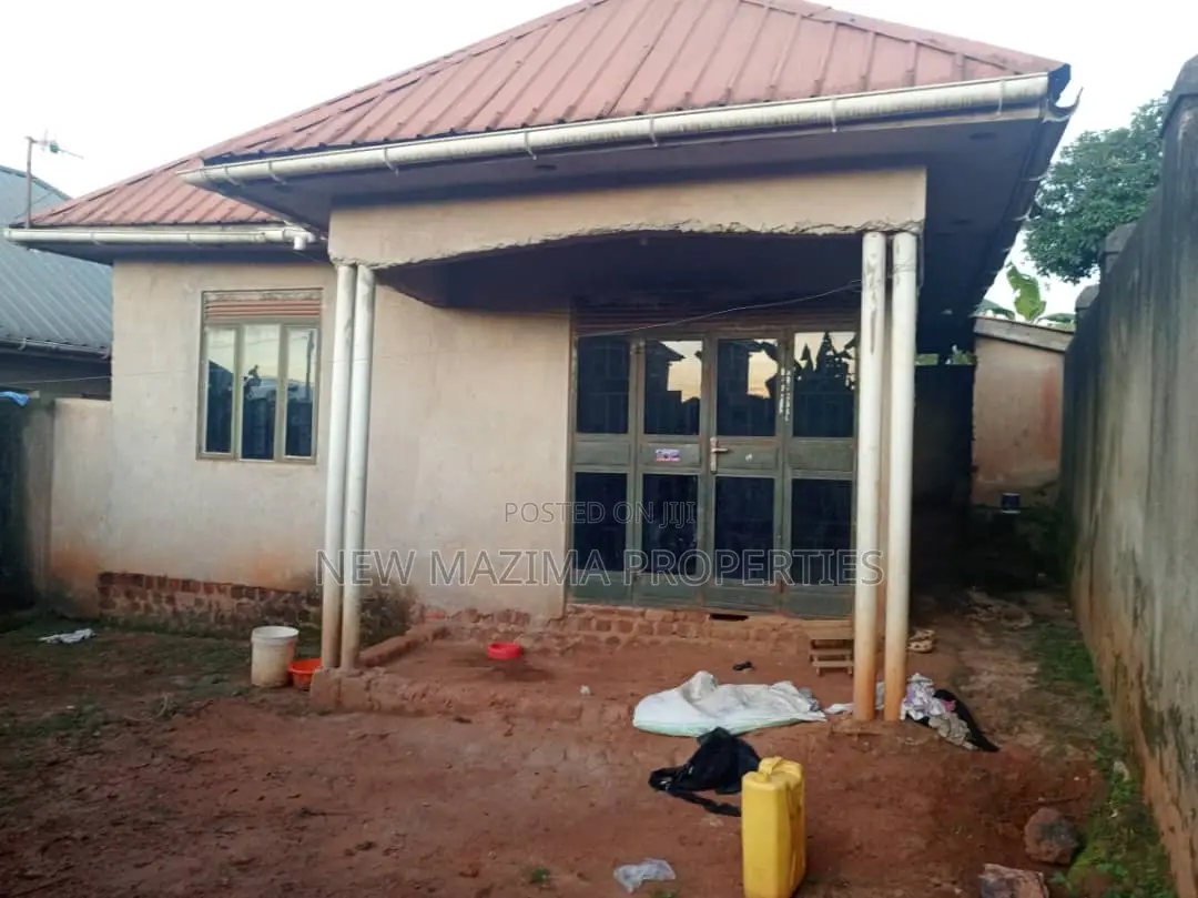 3bdrm House in Nansana Bujjuko Town, Division A for sale