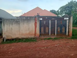 3bdrm House in Nansana Bujjuko Town, Division A for sale