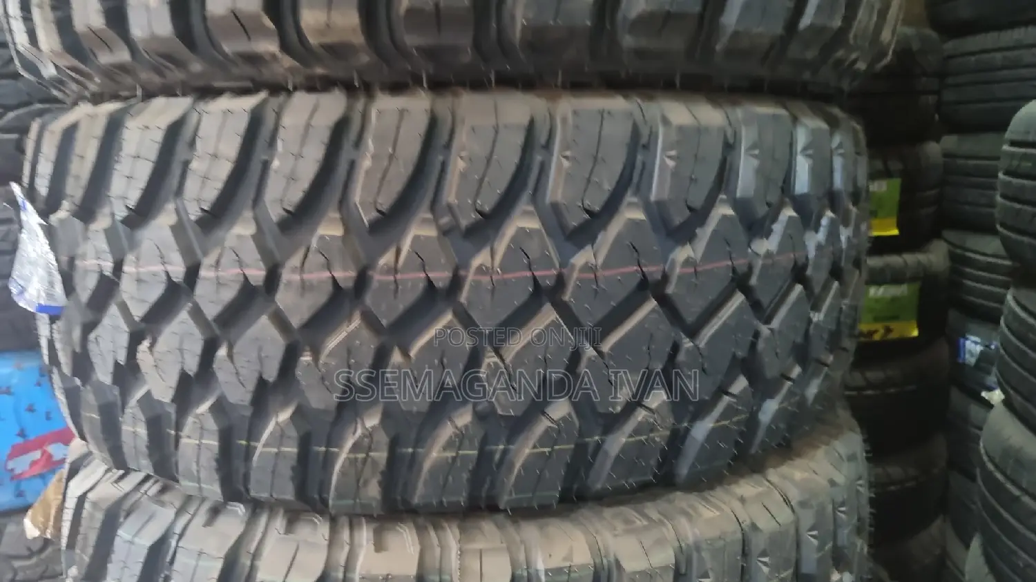 33x12.50r15 M/T
