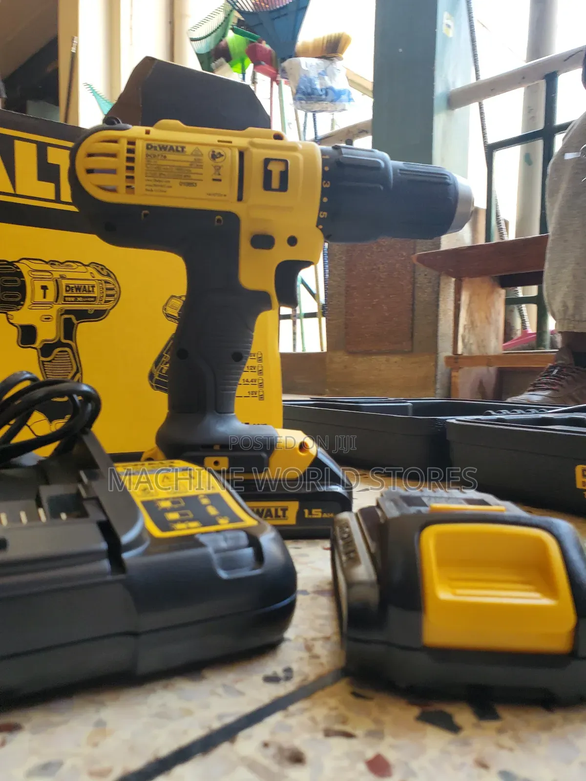 Dewalt Rechargeable Drill 18V (Original)