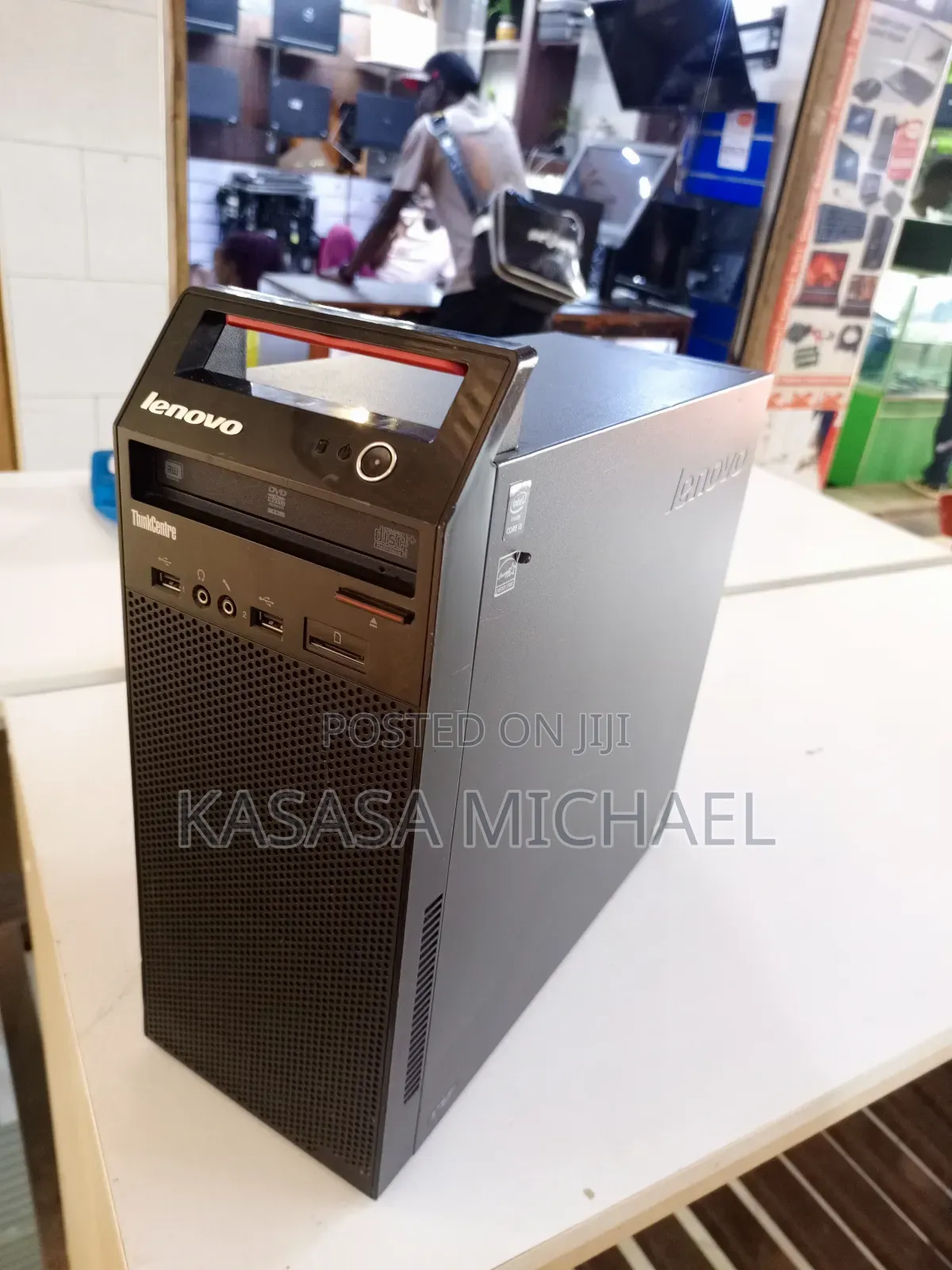 Desktop Computer Lenovo ThinkCentre 24 4GB Intel Core I3 HDD 500GB