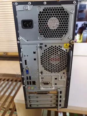 Desktop Computer Lenovo ThinkCentre 24 4GB Intel Core I3 HDD 500GB