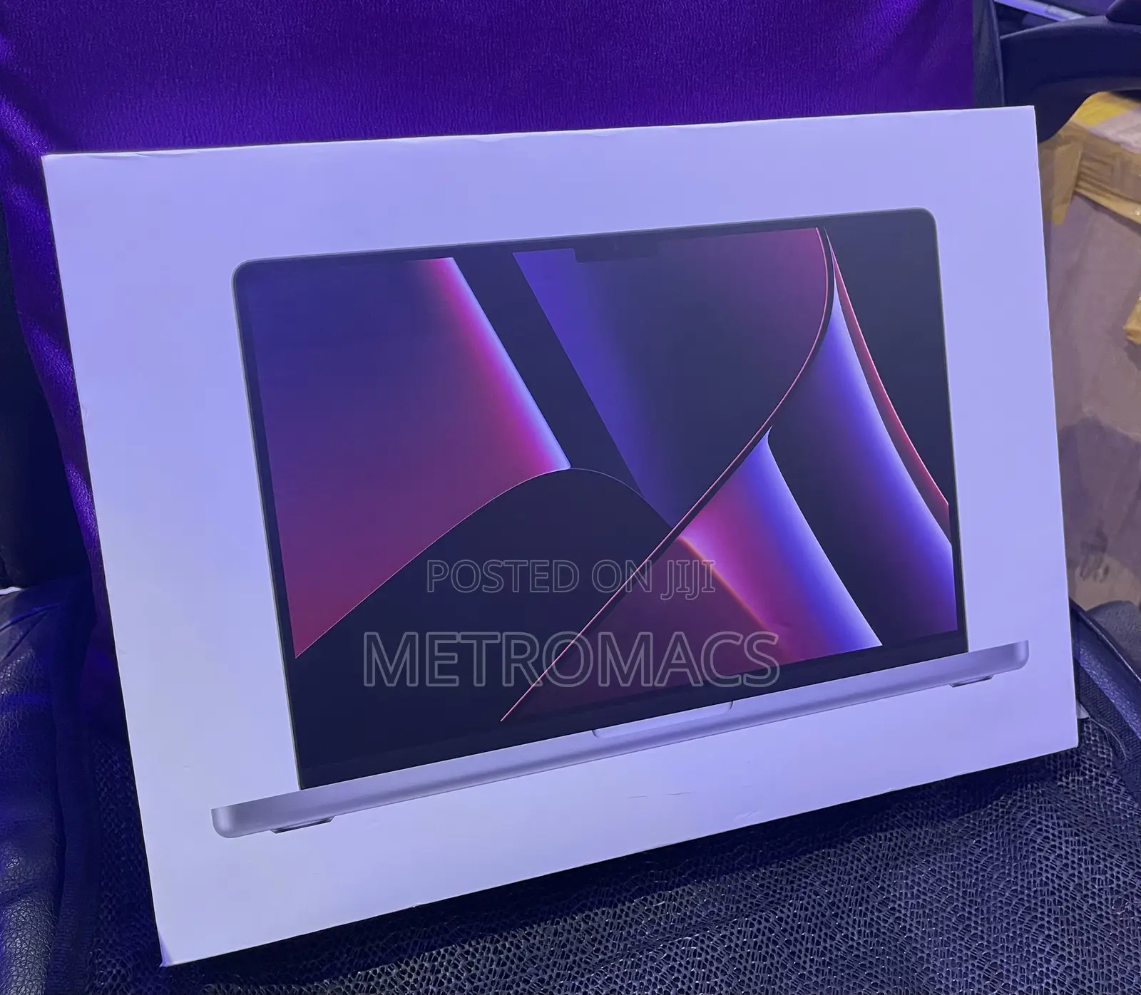 New Laptop Apple MacBook Pro 2023 M2 16GB Apple M2 SSD 512GB