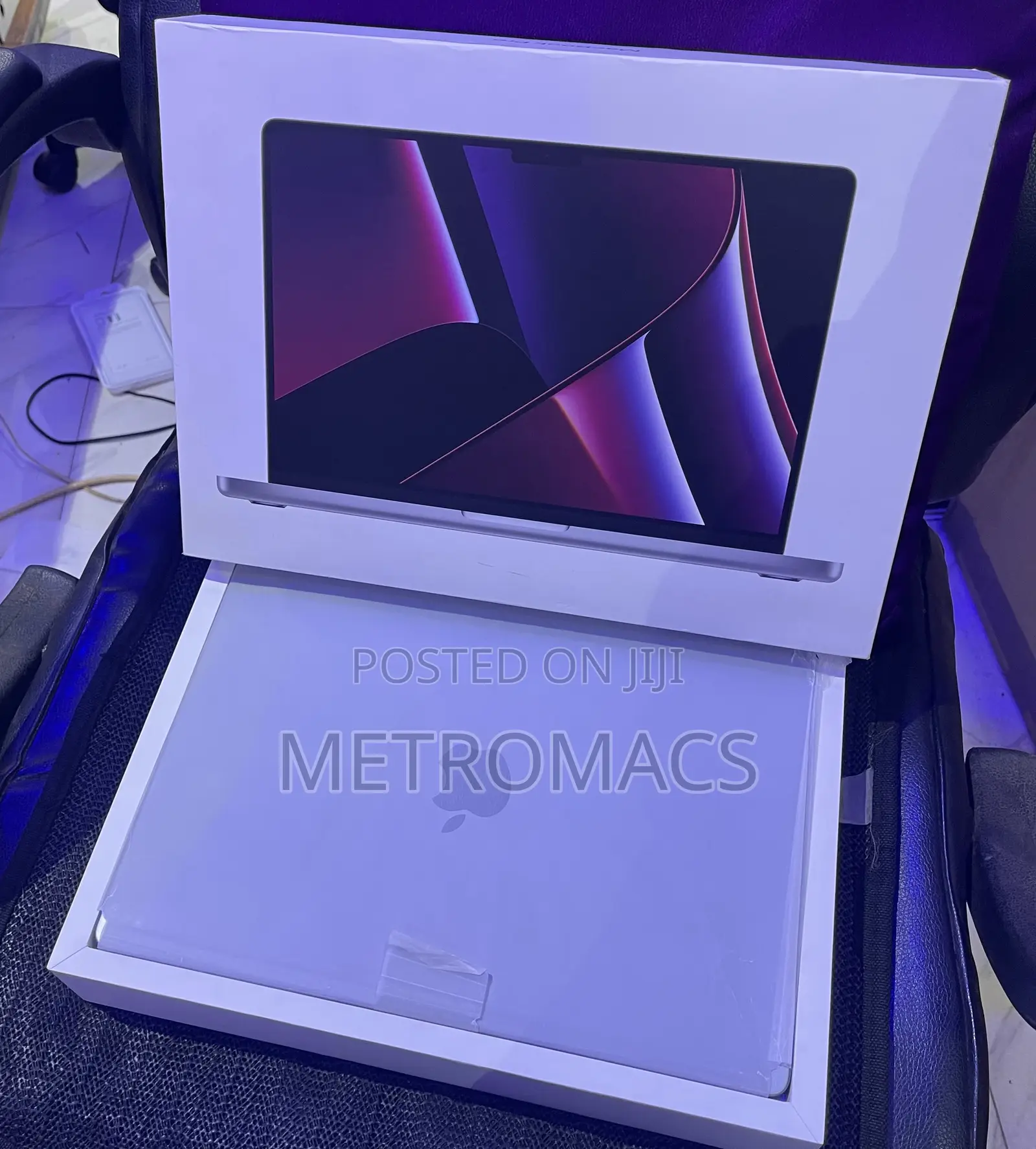 New Laptop Apple MacBook Pro 2023 M2 16GB Apple M2 SSD 512GB