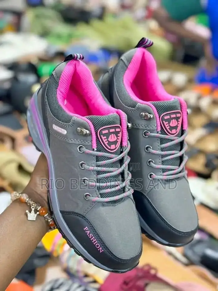 Ladies Sneakers Shoes