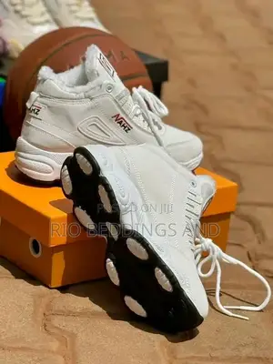 Ladies Sneakers Shoes