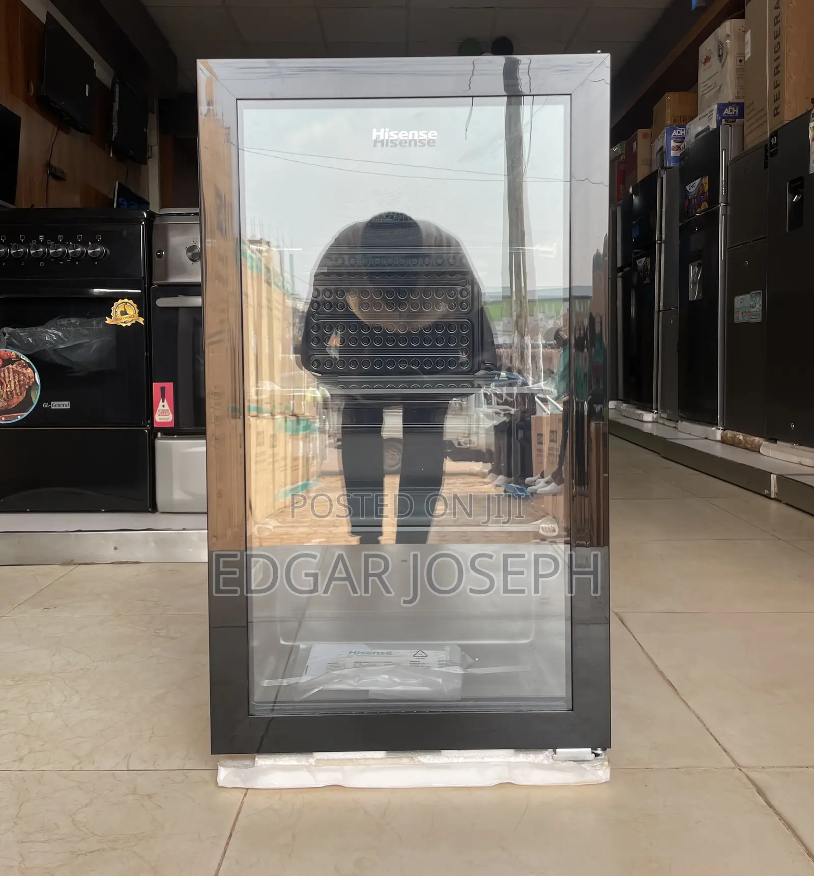 Hisense Chillers 91L With Display Glass