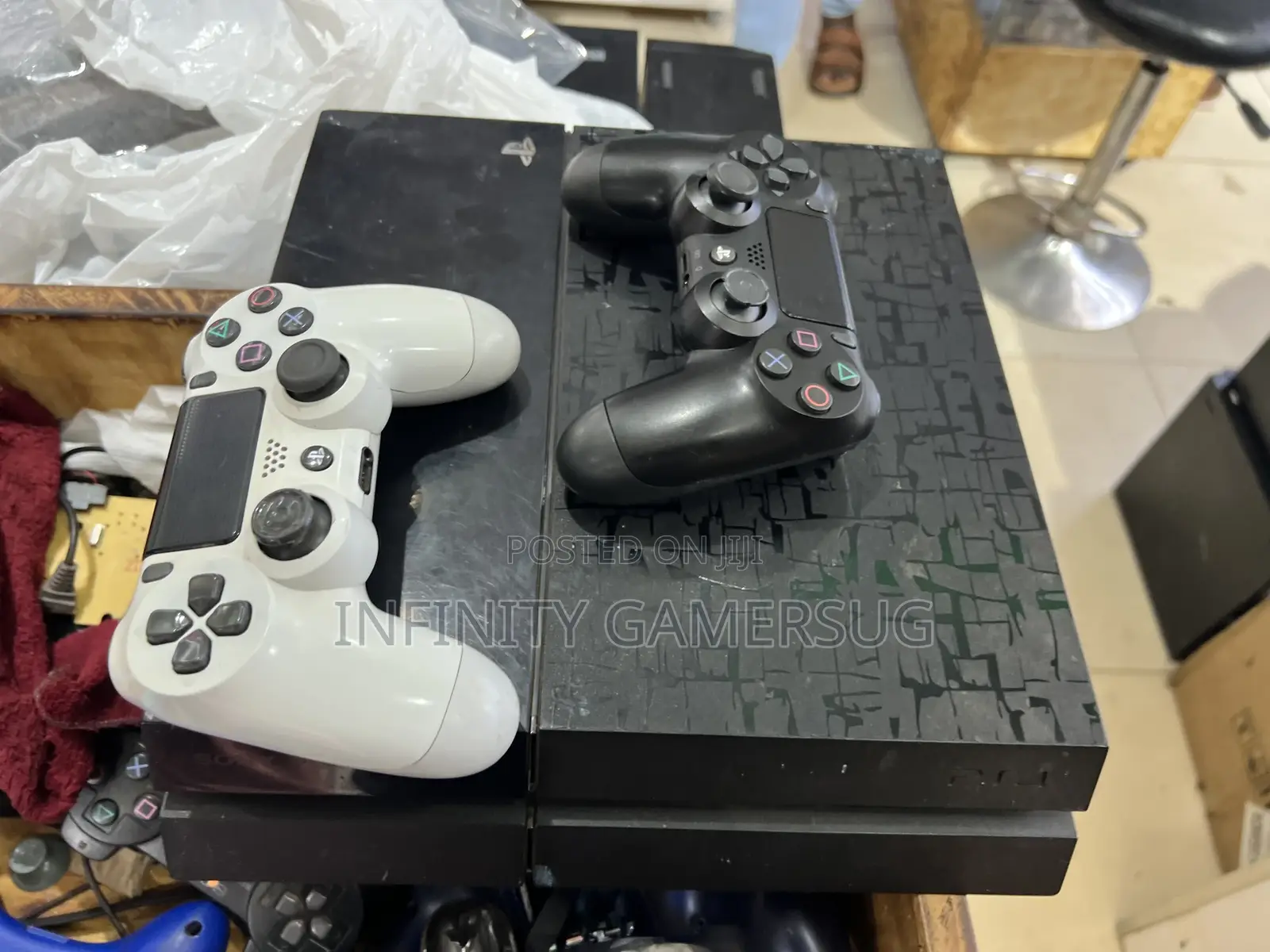 Chipped Ps4 Standard