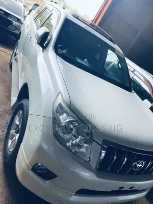 Toyota Land Cruiser Prado 2012 White