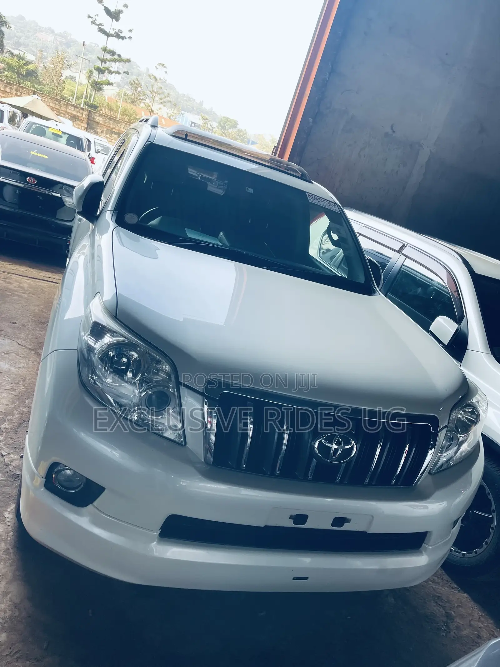 Toyota Land Cruiser Prado 2012 White