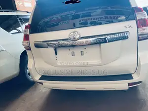 Toyota Land Cruiser Prado 2016 White