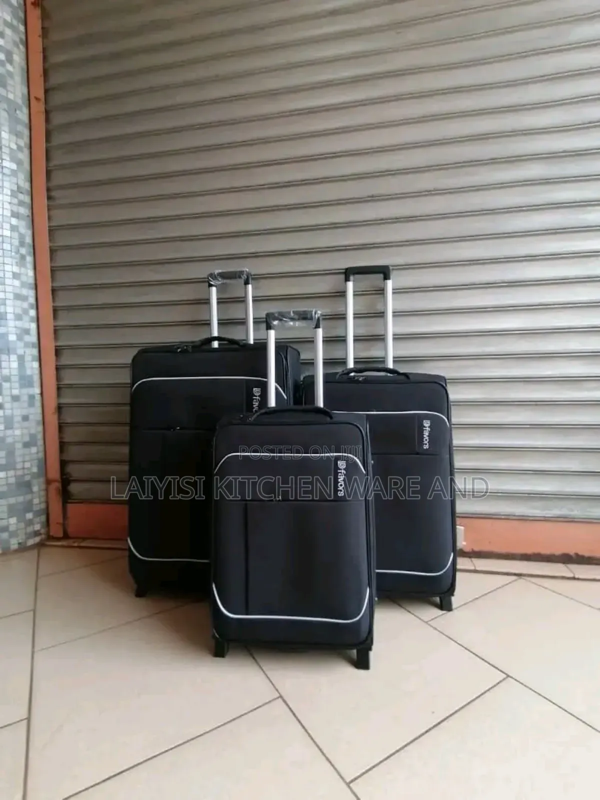 Aset of Dfavour Travel Suiet Case
