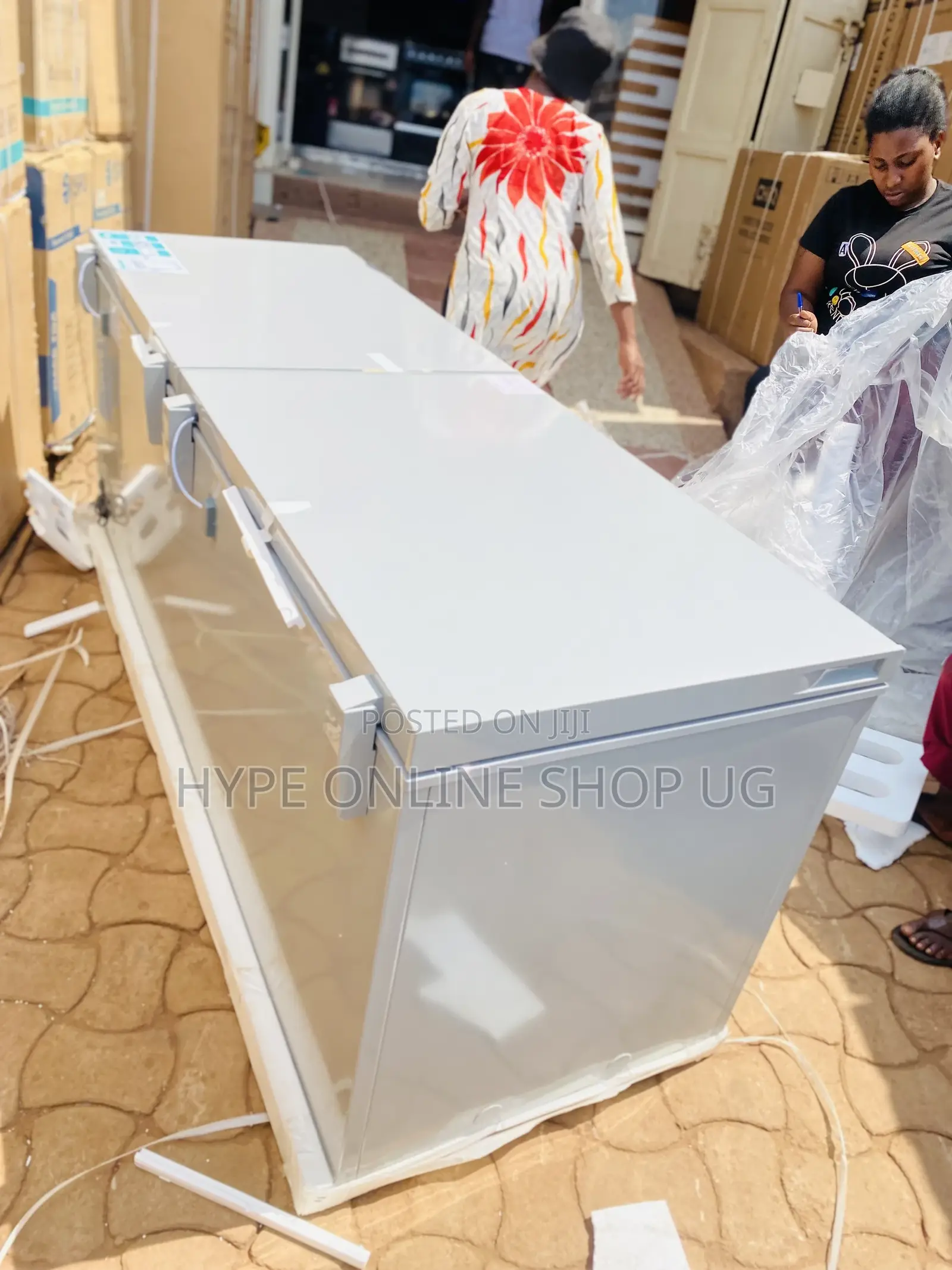 Hisense 900L Deep Freezer