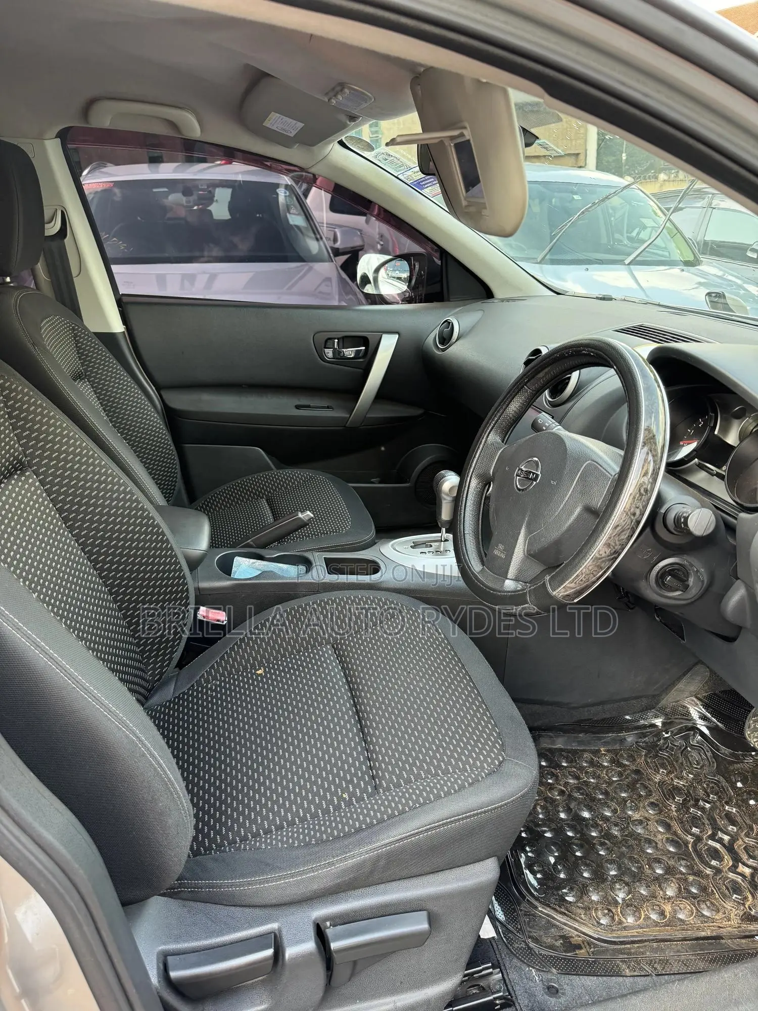 Nissan Dualis 2010 Silver