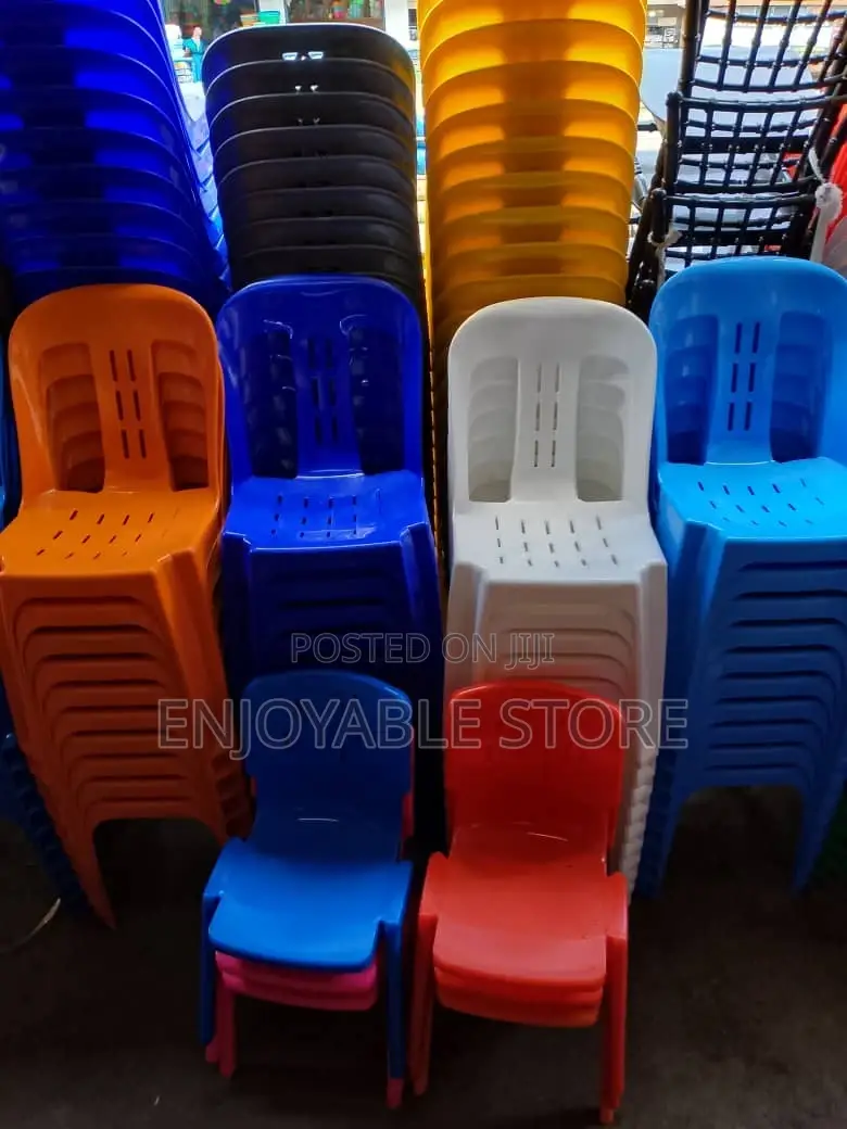 Plastic Nice Chairs