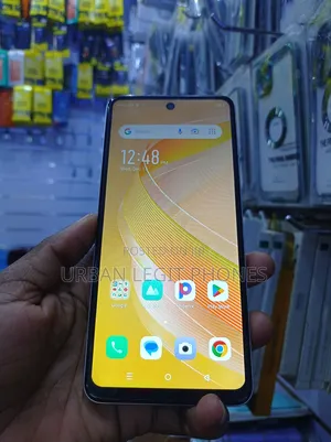Infinix Smart 8 64 GB White