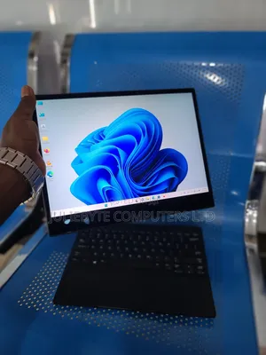 Laptop Dell Latitude 12 7285 16GB Intel Core i7 SSD 256GB