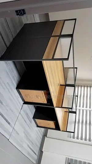 4 Seater Workstation.