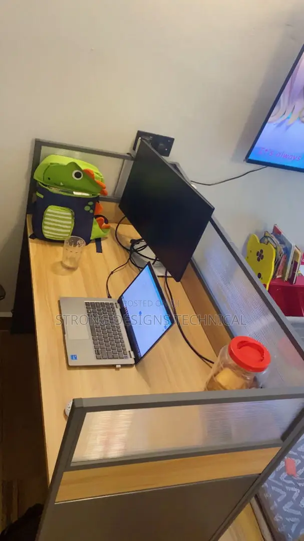 4 Seater Workstation.