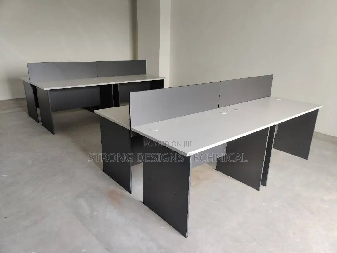 4 Seater Office Workstation Table.