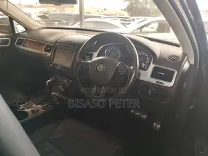Volkswagen Touareg V6 Executive AWD 4MOTION 2015 Blue