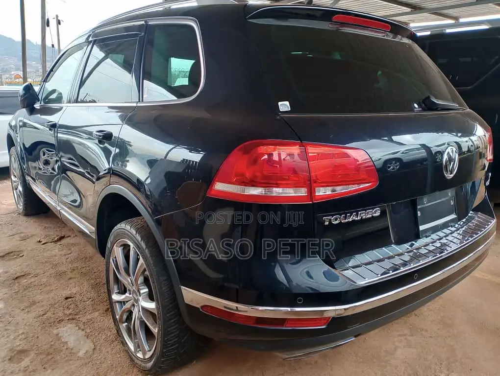 Volkswagen Touareg V6 Executive AWD 4MOTION 2015 Blue