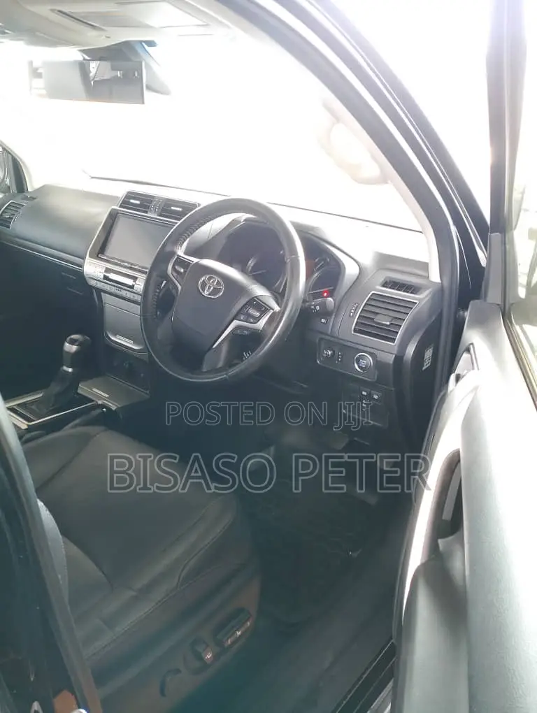 Toyota Land Cruiser Prado 2.7 2017 Black
