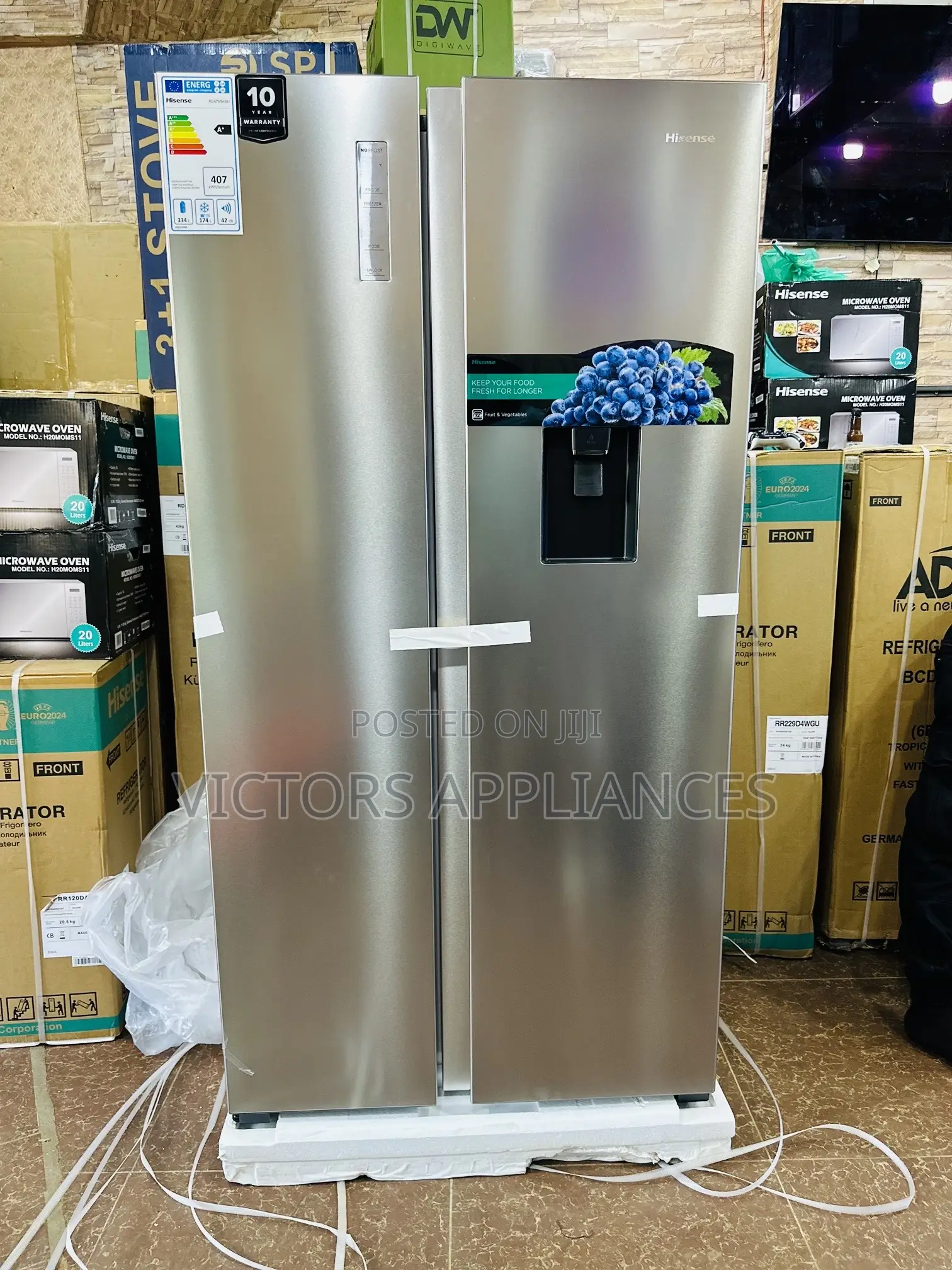 Hisense 670L Side by Side Refrigerator  Frost Free