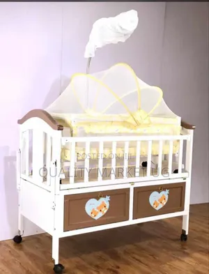 Photo - Baby Bed/Crib