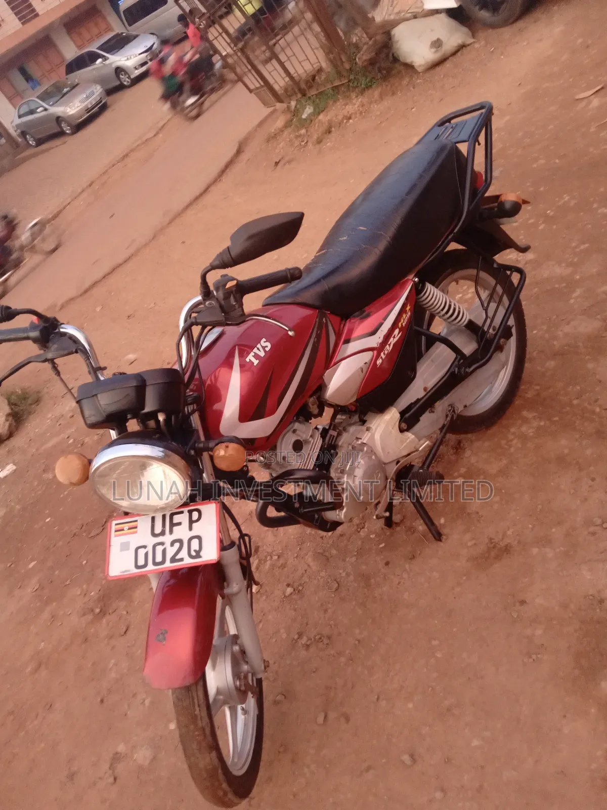 TVS HLX 125 2023 Red