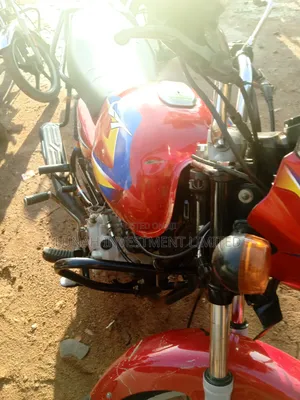 TVS HLX 125 2024 Red