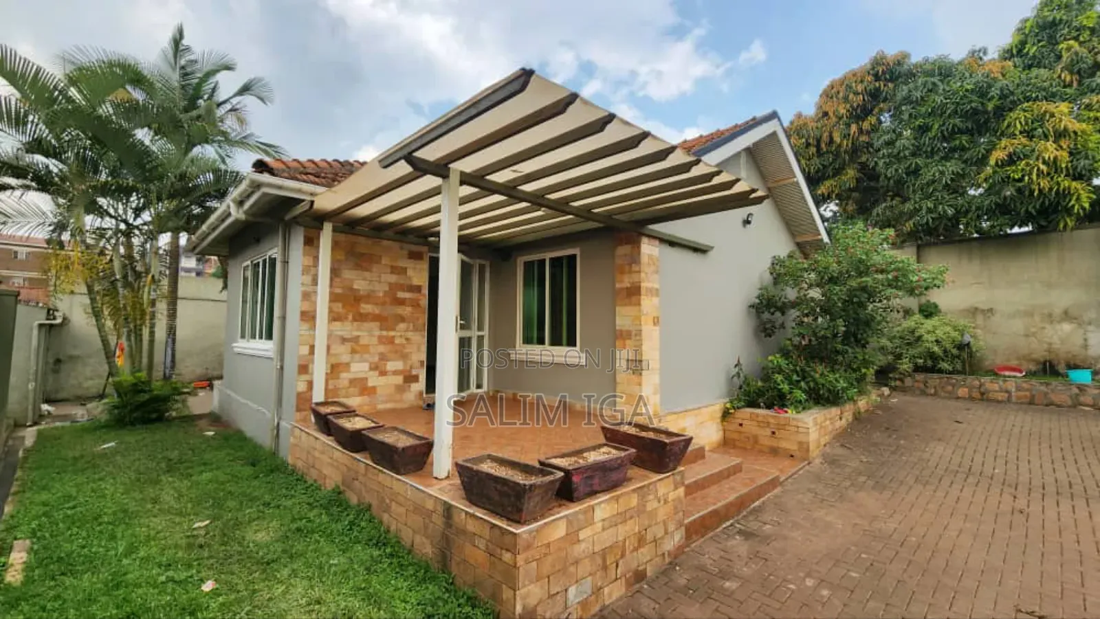 4bdrm Bungalow in Kololo Property, Central Division for rent