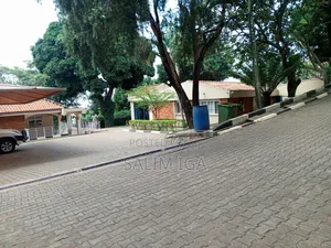 4bdrm Bungalow in Kololo Property, Central Division for rent
