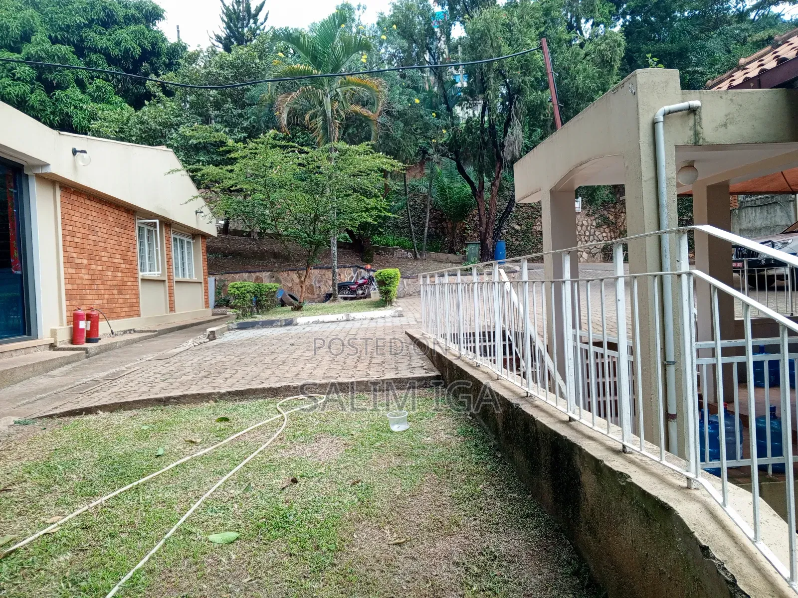 4bdrm Bungalow in Kololo Property, Central Division for rent