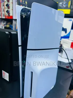 Ps5 Slim With 4games and 2pads