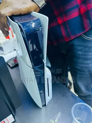 Ps5 Slim With 4games and 2pads