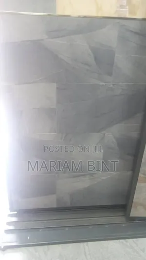 Photo - Wall Tiles Chain