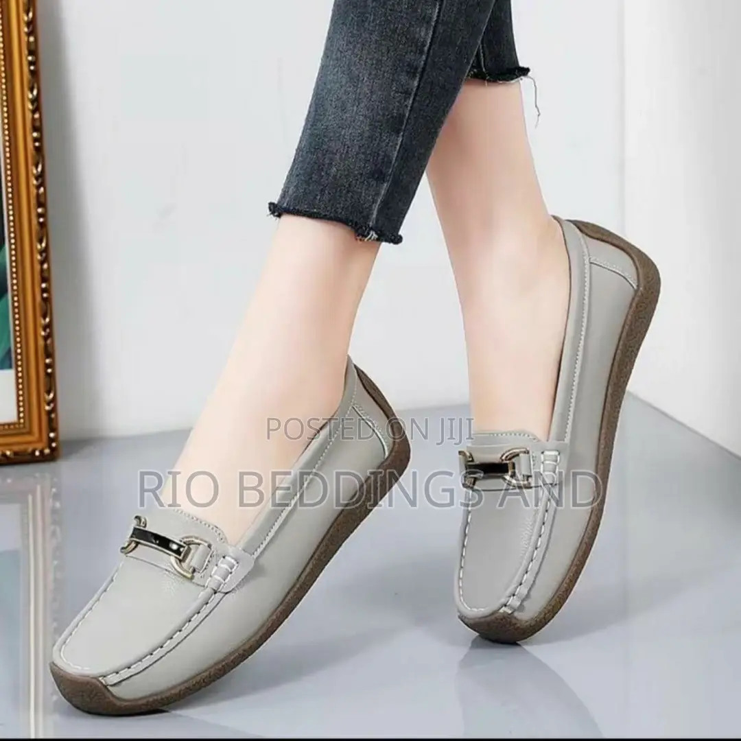 Ladies Sneakers Shoes