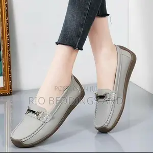 Ladies Sneakers Shoes